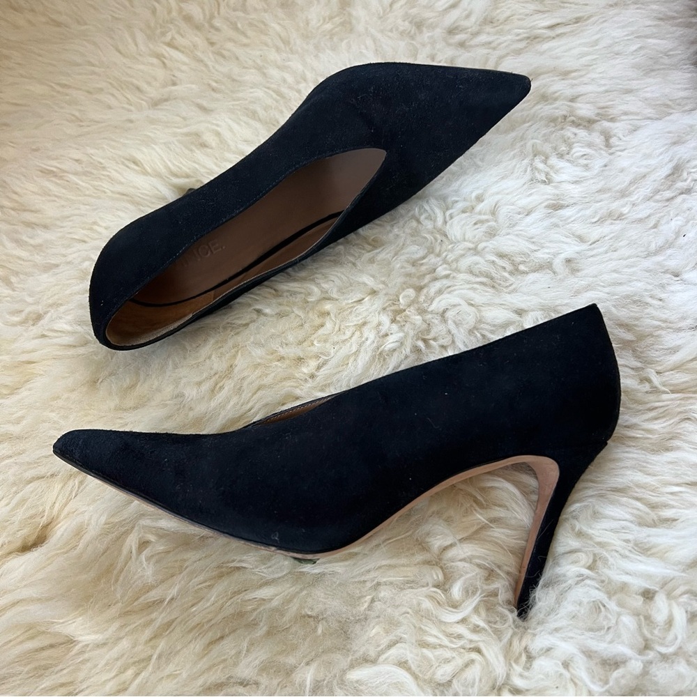 Vince Elegant Black Suede Heels Size 7